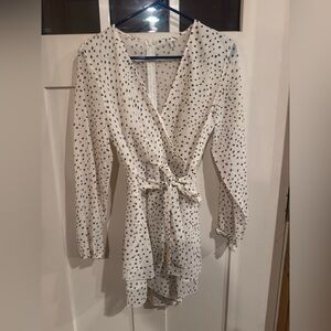 Source Unknown Cream and Black Dotted Wrap Blouse